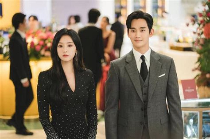 Unveiling The Truth: Kim Ji-Won And Kim Soo Hyun's Romantic Link